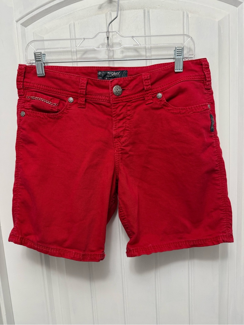 Silver Jeans Womens Shorts Size 29 Red Suki Flap Short Bermuda Mid Rise (26-2)
